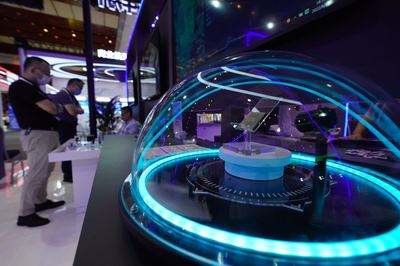 "數字人"走進元宇宙展廳,帶貨、唱歌忙不停